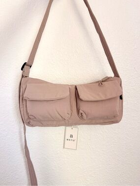 Super Lightweight Nylon Baguette Shoulder Bag – Brand New – Dusty Pink